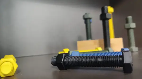 Coating Fasteners with Powders or Liquid Paints in Electrostatic Field